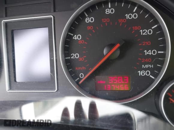 ✅ 2005 Audi A4 1.8T • VIN: WAUJC68E15A031898 • Лот: 43062853. Опубликован ранее на IAAI с пробегом 137 456 миль. Бесплатный доступ к архиву аукционных продаж из США и подробный отчёт об истории автомобиля на DreamBid. Изображение 15.