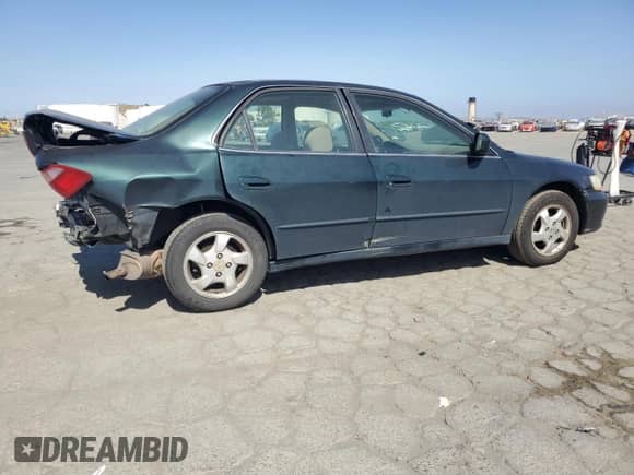2000 Honda Accord EX with VIN JHMCG6675YC037201, listed as a Copart auction lot 59120345 with 202,552 mi miles and Salvage title. Bid and sale history available at DreamBid. Image 3.