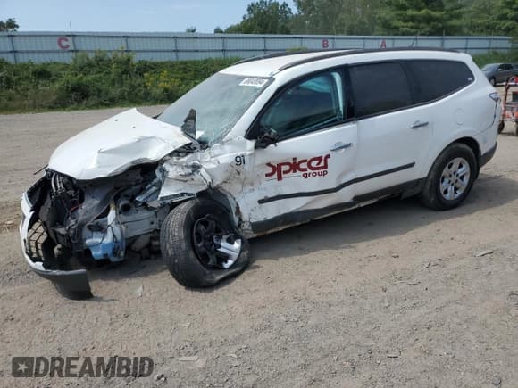 ✅ 2012 Chevrolet Traverse LS • VIN: 1GNKVFEDXCJ395531 • Lot: 68049094. Wystawiony na Copart z przebiegiem 151 801 mil. Bezpłatny archiwum sprzedaży aukcyjnych z USA i szczegółowy raport historii pojazdu na DreamBid. Zdjęcie 1.