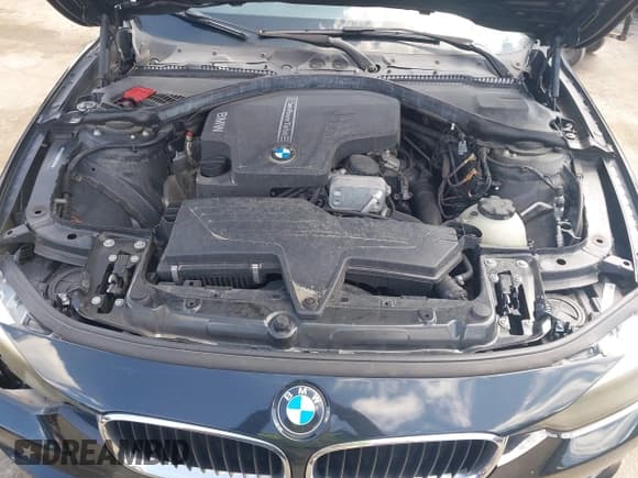 ✅ 2013 BMW 3 Series 328i xDrive • VIN: WBA3B3C55DF530674 • Lot: 43168227. Listed on IAAI with 89,884 mi. Free auction sales archive from the USA and detailed vehicle history report at DreamBid. Image 10.