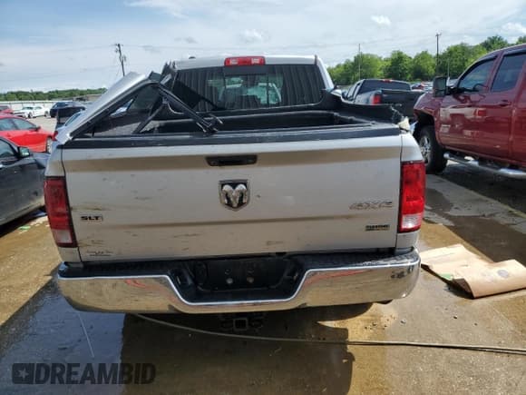 ✅ 2017 Ram 1500 SLT • VIN: 1C6RR7GG9HS724950 • Лот: 58614685. Опубликован ранее на Copart с пробегом 68 731 миль. Бесплатный доступ к архиву аукционных продаж из США и подробный отчёт об истории автомобиля на DreamBid. Изображение 6.