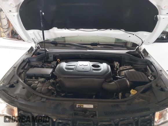 ✅ 2017 Jeep Grand Cherokee Altitude • VIN: 1C4RJFAG4HC651452 • Lot: 42948509. Listed on IAAI with 143,613 mi. Free auction sales archive from the USA and detailed vehicle history report at DreamBid. Image 10.