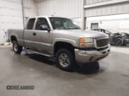 ✅ 2003 Chevrolet Silverado 2500HD LS • VIN: 1GCHK29G43E157174 • Lot: 41839189. Wystawiony na IAAI z przebiegiem 179 860 mil. Bezpłatny archiwum sprzedaży aukcyjnych z USA i szczegółowy raport historii pojazdu na DreamBid. Zdjęcie 1.