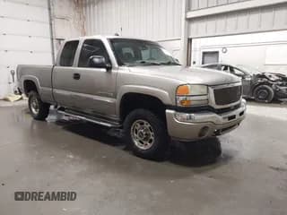 ✅ 2003 Chevrolet Silverado 2500HD LS • VIN: 1GCHK29G43E157174 • Lot: 41839189. Wystawiony na IAAI z przebiegiem 179 860 mil. Bezpłatny archiwum sprzedaży aukcyjnych z USA i szczegółowy raport historii pojazdu na DreamBid. Zdjęcie 1.