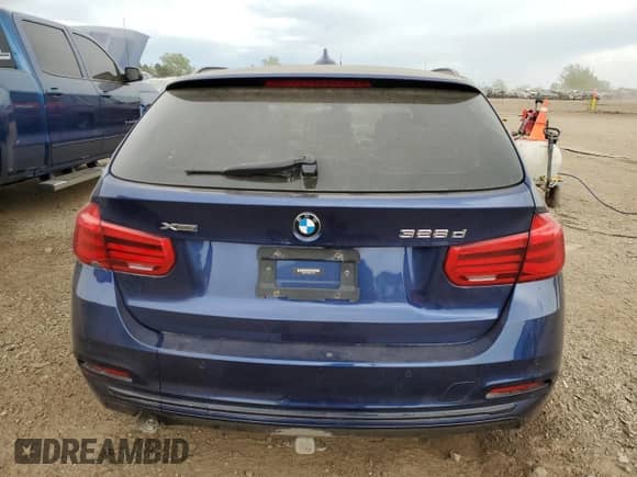 2017 BMW 3 Series 328d xDrive с VIN WBA8J1C53HK711198, выставлен на аукционе Copart как лот 53267684 с пробегом 52 613 миль миль и Списание • Salvage title. История ставок и продаж доступна на DreamBid. Изображение 6.