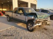 ✅ 1997 Chevrolet Silverado 1500 • VIN: 1GCEK19R9VE197820 • Лот: 84001185. Опубликован ранее на Copart с пробегом 193 957 миль. Бесплатный доступ к архиву аукционных продаж из США и подробный отчёт об истории автомобиля на DreamBid. Изображение 4.