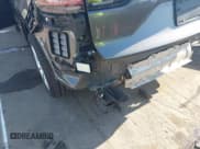 ✅ 2019 Porsche Cayenne • VIN: WP1AA2AY6KDA13900 • Lot: 43201722. Wystawiony na IAAI z przebiegiem 32 297 mil. Bezpłatny archiwum sprzedaży aukcyjnych z USA i szczegółowy raport historii pojazdu na DreamBid. Zdjęcie 18.