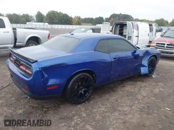 ✅ 2019 Dodge Challenger SXT • VIN: 2C3CDZAG5KH566837 • Lot: 43626225. Listed on IAAI with 110,173 mi. Free auction sales archive from the USA and detailed vehicle history report at DreamBid. Image 4.