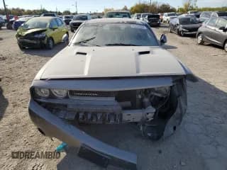 ✅ 2012 Dodge Challenger SXT • VIN: 2C3CDYAG8CH101495 • Lot: 75544564. Wystawiony na Copart z przebiegiem Nie podano. Bezpłatny archiwum sprzedaży aukcyjnych z USA i szczegółowy raport historii pojazdu na DreamBid. Zdjęcie 5.