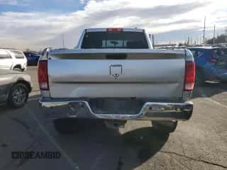 2010 Dodge 3500 Laramie z VIN 3D73Y3CL6AG133877, wystawiony jako Copart lot #46506895 z przebiegiem 176 677 mil mil oraz Czysty tytuł • Clean title. Historia ofert i sprzedaży dostępna na DreamBid. Obrazek 6.