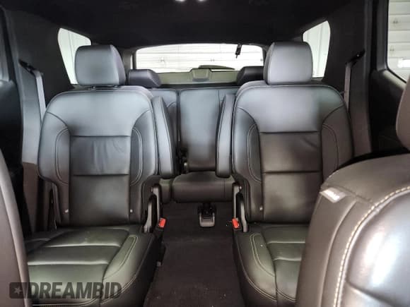 ✅ 2023 Chevrolet Traverse LT • VIN: 1GNERHKW1PJ200330 • Lot: 71423535. Listed on Copart with 67,380 mi. Free auction sales archive from the USA and detailed vehicle history report at DreamBid. Image 10.