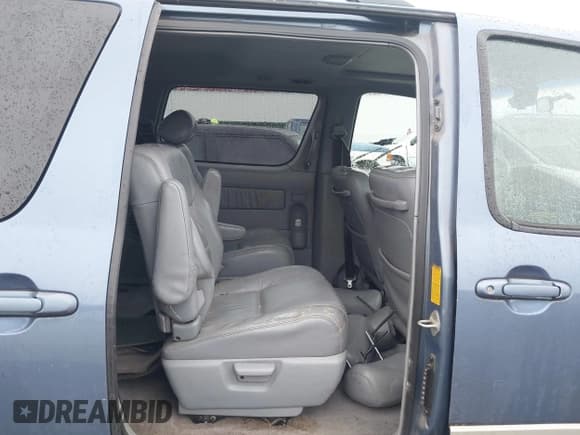 ✅ 1999 Toyota Sienna LE • VIN: 4T3ZF13C2XU146472 • Лот: 43872962. Опубликован ранее на IAAI с пробегом 284 860 миль. Бесплатный доступ к архиву аукционных продаж из США и подробный отчёт об истории автомобиля на DreamBid. Изображение 8.