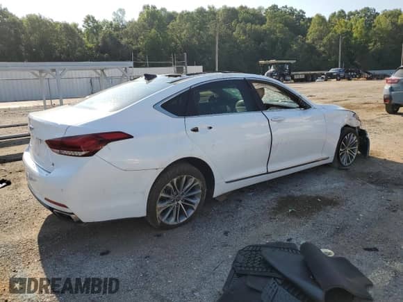 2016 Hyundai Genesis 3.8L z VIN KMHGN4JE1GU133074, wystawiony jako Copart lot #68742404 z przebiegiem Nie podano mil oraz Szkoda całkowita • Salvage title. Historia ofert i sprzedaży dostępna na DreamBid. Obrazek 3.