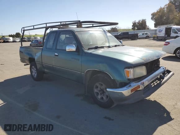 ✅ 1998 Toyota T100 SR5 • VIN: JT4TN14D4W0041404 • Lot: 45799435. Wystawiony na Copart z przebiegiem 340 047 mil. Bezpłatny archiwum sprzedaży aukcyjnych z USA i szczegółowy raport historii pojazdu na DreamBid. Zdjęcie 4.