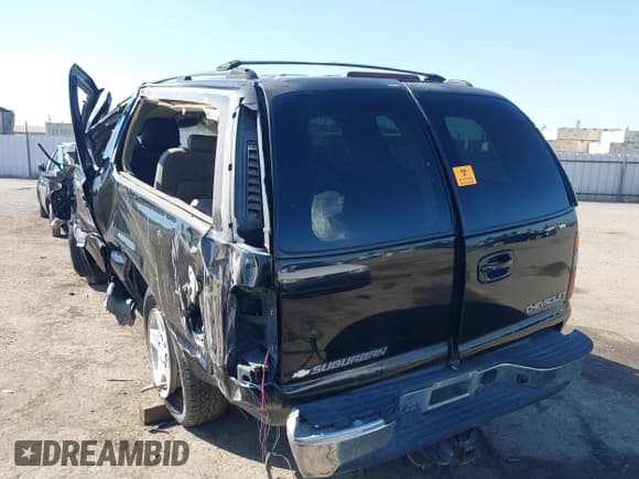 ✅ 2004 Chevrolet Suburban LS • VIN: 3GNFK16T34G118032 • Lot: 42991411. Listed on IAAI with Not provided. Free auction sales archive from the USA and detailed vehicle history report at DreamBid. Image 3.