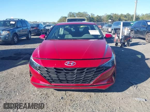 2021 Hyundai Elantra SEL z VIN KMHLM4AG4MU067098, wystawiony jako IAAI lot #43423833 z przebiegiem 29 531 mil mil oraz . Historia ofert i sprzedaży dostępna na DreamBid. Obrazek 11.