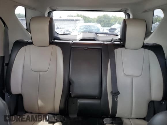 ✅ 2013 Chevrolet Equinox LTZ • VIN: 2GNALFEK0D6431838 • Лот: 81008275. Опубликован ранее на Copart с пробегом 155 458 миль. Бесплатный доступ к архиву аукционных продаж из США и подробный отчёт об истории автомобиля на DreamBid. Изображение 10.