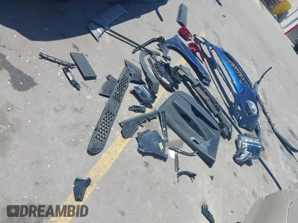 ✅ 2020 Hyundai Santa Fe Limited • VIN: 5NMS5CAA1LH270457 • Лот: 42173675. Опубликован ранее на IAAI с пробегом 23 311 миль. Бесплатный доступ к архиву аукционных продаж из США и подробный отчёт об истории автомобиля на DreamBid. Изображение 12.