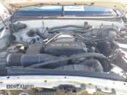 ✅ 2000 Toyota Tundra SR5 • VIN: 5TBBT4418YS085262 • Lot: 43402909. Listed on IAAI with 202,224 mi. Free auction sales archive from the USA and detailed vehicle history report at DreamBid. Image 10.