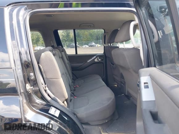 ✅ 2012 Nissan Pathfinder Silver Edition • VIN: 5N1AR1NB7CC609367 • Lot: 42980735. Listed on IAAI with 219,858 mi. Free auction sales archive from the USA and detailed vehicle history report at DreamBid. Image 8.