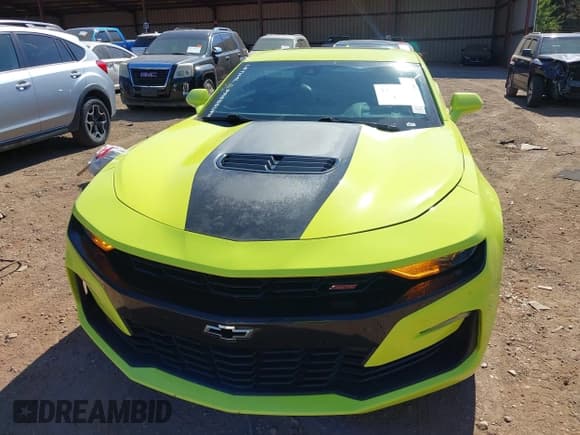 ✅ 2019 Chevrolet Camaro 2SS • VIN: 1G1FH1R70K0143647 • Lot: 43464515. Wystawiony na IAAI z przebiegiem 99 525 mil. Bezpłatny archiwum sprzedaży aukcyjnych z USA i szczegółowy raport historii pojazdu na DreamBid. Zdjęcie 12.