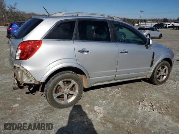 ✅ 2013 Chevrolet Captiva Sport LT • VIN: 3GNAL3EK3DS552038 • Lot: 42969635. Wystawiony na Copart z przebiegiem 135 664 mil. Bezpłatny archiwum sprzedaży aukcyjnych z USA i szczegółowy raport historii pojazdu na DreamBid. Zdjęcie 3.