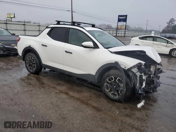 2023 Hyundai Santa Cruz SEL with VIN 5NTJC4AE7PH053743, listed as a Copart auction lot 42556345 with 17,766 mi miles and Salvage title. Bid and sale history available at DreamBid. Image 4.