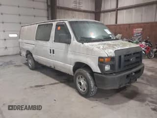 ✅ 2008 Ford Econoline Cargo Commercial • VIN: 1FTNS24W88DA19698 • Лот: 42537120. Опубликован ранее на IAAI с пробегом 148 476 миль. Бесплатный доступ к архиву аукционных продаж из США и подробный отчёт об истории автомобиля на DreamBid. Изображение 1.