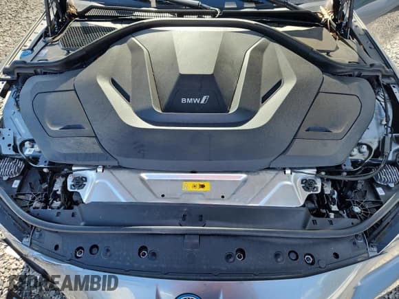 ✅ 2024 BMW i4 eDrive35 • VIN: WBY43AW05RFR51406 • Лот: 83773395. Опубликован ранее на Copart с пробегом 19 458 миль. Бесплатный доступ к архиву аукционных продаж из США и подробный отчёт об истории автомобиля на DreamBid. Изображение 11.