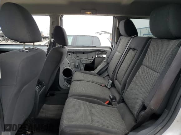 ✅ 2010 Jeep Commander Sport • VIN: 1J4RG4GK2AC121821 • Lot: 57793545. Listed on Copart with 171,405 mi. Free auction sales archive from the USA and detailed vehicle history report at DreamBid. Image 11.