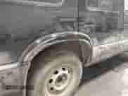 2001 Chevrolet Blazer LT z VIN 1GNDT13W21K122872, wystawiony jako IAAI lot #41715073 z przebiegiem 156 703 mil mil oraz . Historia ofert i sprzedaży dostępna na DreamBid. Obrazek 6.