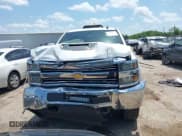 ✅ 2017 Chevrolet Silverado 2500HD LT • VIN: 1GC1KVEYXHF219437 • Lot: 42540161. Wystawiony na IAAI z przebiegiem 195 591 mil. Bezpłatny archiwum sprzedaży aukcyjnych z USA i szczegółowy raport historii pojazdu na DreamBid. Zdjęcie 11.