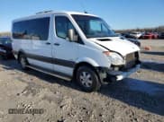 ✅ 2013 Mercedes-Benz Sprinter Passenger • VIN: WDZPE7CC6D5809204 • Lot: 80884474. Wystawiony na Copart z przebiegiem 92 819 mil. Bezpłatny archiwum sprzedaży aukcyjnych z USA i szczegółowy raport historii pojazdu na DreamBid. Zdjęcie 4.
