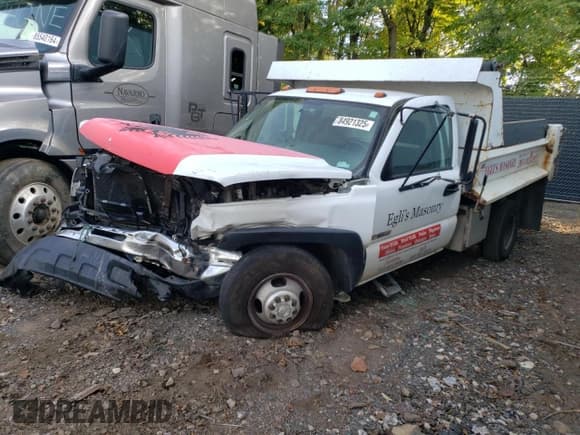 ✅ 2006 Chevrolet Silverado 1500 • VIN: 1GBJC34U66E219197 • Lot: 84921325. Wystawiony na Copart z przebiegiem 144 467 mil. Bezpłatny archiwum sprzedaży aukcyjnych z USA i szczegółowy raport historii pojazdu na DreamBid. Zdjęcie 1.