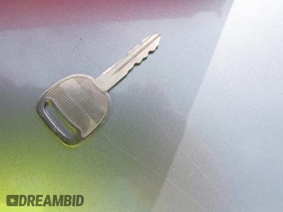 ✅ 2001 GMC Sierra 1500 SLE • VIN: 2GTEK19T411339840 • Лот: 42650036. Опубликован ранее на IAAI с пробегом 307 878 миль. Бесплатный доступ к архиву аукционных продаж из США и подробный отчёт об истории автомобиля на DreamBid. Изображение 11.