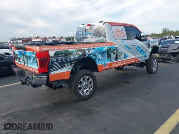 ✅ 2021 Ford F-250 XL • VIN: 1FT7W2BT7MED66854 • Lot: 43576412. Wystawiony na IAAI z przebiegiem 75 642 mil. Bezpłatny archiwum sprzedaży aukcyjnych z USA i szczegółowy raport historii pojazdu na DreamBid. Zdjęcie 4.
