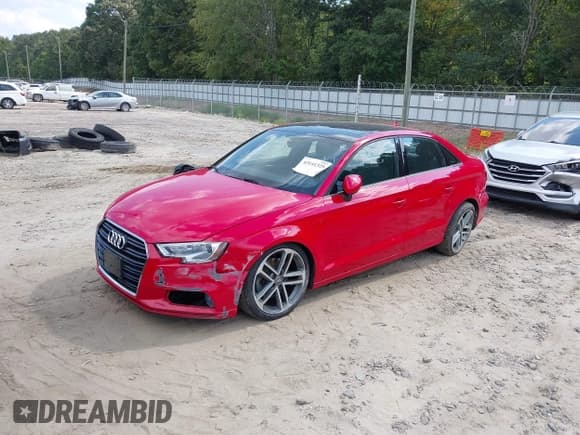 ✅ 2018 Audi A3 Premium • VIN: WAUAUGFF0J1023185 • Лот: 43141325. Опубликован ранее на IAAI с пробегом 85 461 миль. Бесплатный доступ к архиву аукционных продаж из США и подробный отчёт об истории автомобиля на DreamBid. Изображение 18.