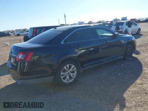 ✅ 2011 Ford Taurus SEL • VIN: 1FAHP2EW3BG185930 • Лот: 43561000. Опубликован ранее на IAAI с пробегом 158 789 миль. Бесплатный доступ к архиву аукционных продаж из США и подробный отчёт об истории автомобиля на DreamBid. Изображение 4.