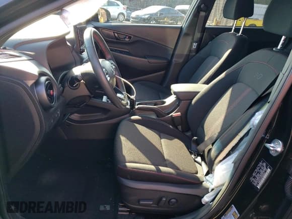 ✅ 2023 Hyundai Kona N Line • VIN: KM8K33A37PU948436 • Лот: 70571063. Опубликован ранее на Copart с пробегом 6 695 миль. Бесплатный доступ к архиву аукционных продаж из США и подробный отчёт об истории автомобиля на DreamBid. Изображение 7.