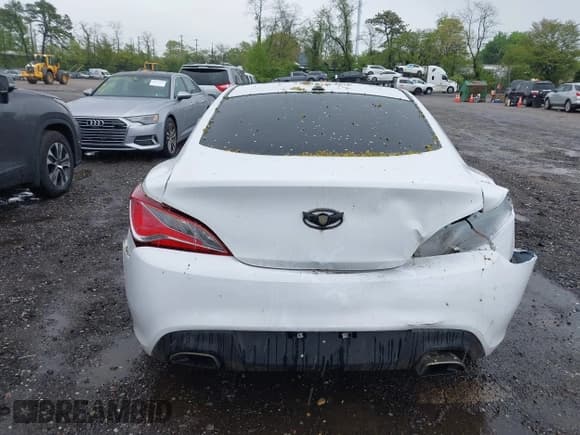 ✅ 2016 Hyundai Genesis Coupe 3.8L Base • VIN: KMHHT6KJXGU136900 • Lot: 42203757. Wystawiony na IAAI z przebiegiem 90 258 mil. Bezpłatny archiwum sprzedaży aukcyjnych z USA i szczegółowy raport historii pojazdu na DreamBid. Zdjęcie 17.