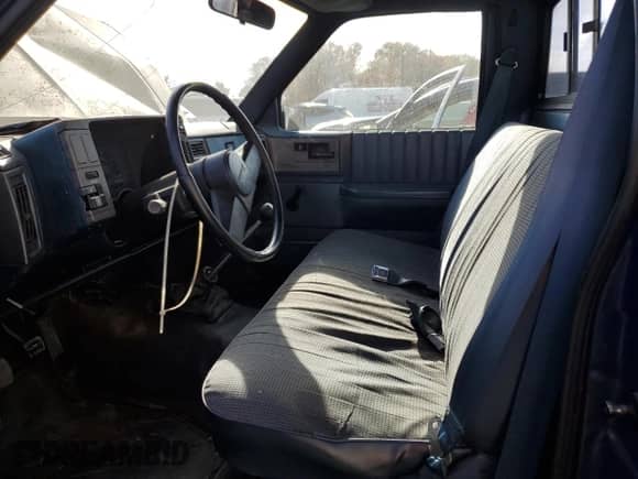 1990 Chevrolet S-10 с VIN 1GCCS14E0L2115726, выставлен на аукционе Copart как лот 68232264 с пробегом 429 551 миль миль и Списание • Salvage title. История ставок и продаж доступна на DreamBid. Изображение 7.