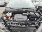 ✅ 2021 Chrysler Voyager LXi • VIN: 2C4RC1DG2MR533412 • Lot: 91730705. Wystawiony na Copart z przebiegiem 195 271 mil. Bezpłatny archiwum sprzedaży aukcyjnych z USA i szczegółowy raport historii pojazdu na DreamBid. Zdjęcie 12.