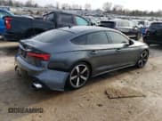 ✅ 2022 Audi A5 Sportback S line Premium Plus • VIN: WAUFACF56NA027259 • Лот: 45425194. Опубликован ранее на Copart с пробегом 15 903 миль. Бесплатный доступ к архиву аукционных продаж из США и подробный отчёт об истории автомобиля на DreamBid. Изображение 3.