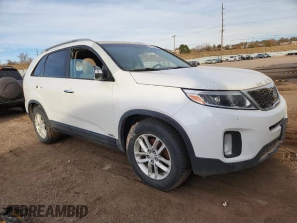 ✅ 2014 Kia Sorento LX • VIN: 5XYKTCA66EG523254 • Лот: 91449255. Опубликован ранее на Copart с пробегом 281 540 миль. Бесплатный доступ к архиву аукционных продаж из США и подробный отчёт об истории автомобиля на DreamBid. Изображение 4.