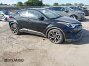 ✅ 2018 Toyota C-HR XLE • VIN: NMTKHMBX0JR014447 • Lot: 43617409. Wystawiony na IAAI z przebiegiem 219 034 mil. Bezpłatny archiwum sprzedaży aukcyjnych z USA i szczegółowy raport historii pojazdu na DreamBid. Zdjęcie 1.