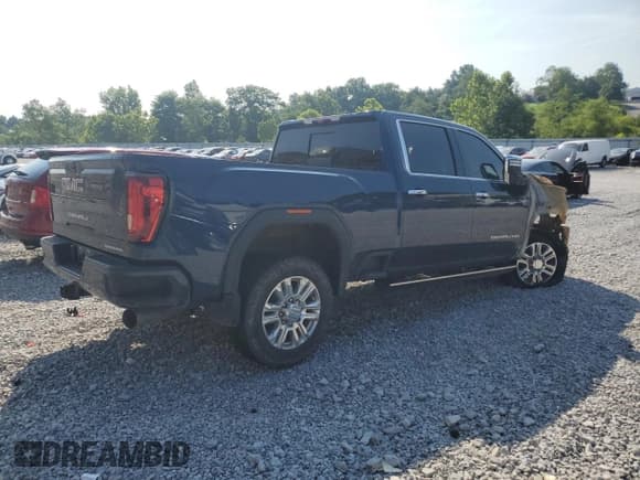 ✅ 2022 GMC Sierra 2500HD Denali • VIN: 1GT49REY2NF257434 • Lot: 65994255. Wystawiony na Copart z przebiegiem Nie podano. Bezpłatny archiwum sprzedaży aukcyjnych z USA i szczegółowy raport historii pojazdu na DreamBid. Zdjęcie 3.