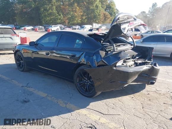 ✅ 2018 Dodge Charger R/T • VIN: 2C3CDXCT8JH163383 • Lot: 43530576. Listed on IAAI with 127,027 mi. Free auction sales archive from the USA and detailed vehicle history report at DreamBid. Image 3.