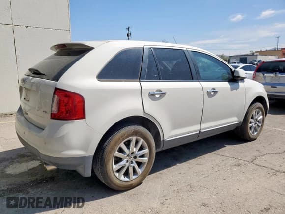 ✅ 2011 Ford Edge SEL • VIN: 2FMDK3JC4BBA26930 • Lot: 69657265. Listed on Copart with 134,643 mi. Free auction sales archive from the USA and detailed vehicle history report at DreamBid. Image 3.