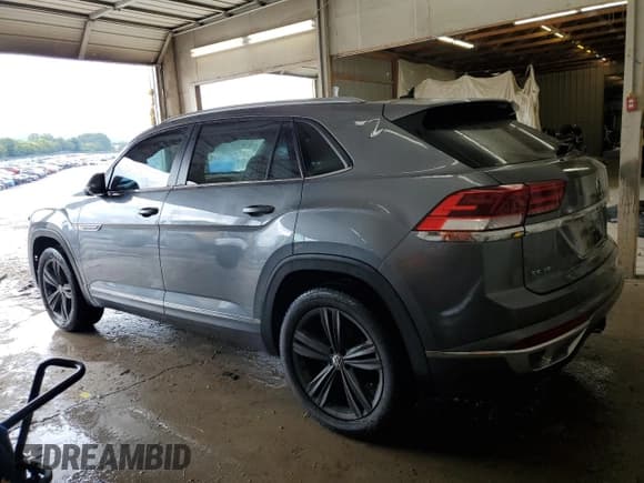 ✅ 2020 Volkswagen Atlas SE • VIN: 1V26E2CA0LC219795 • Лот: 68680575. Опубликован ранее на Copart с пробегом 104 485 миль. Бесплатный доступ к архиву аукционных продаж из США и подробный отчёт об истории автомобиля на DreamBid. Изображение 2.