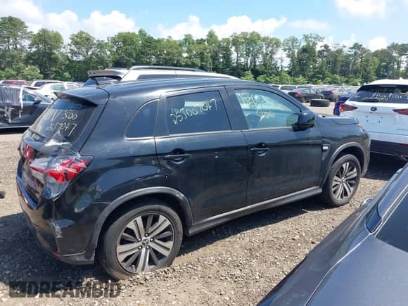 2020 Mitsubishi Outlander ES с VIN JA4AR3AU8LU014278, выставлен на аукционе IAAI как лот 42755622 с пробегом Не указан миль и . История ставок и продаж доступна на DreamBid. Изображение 12.